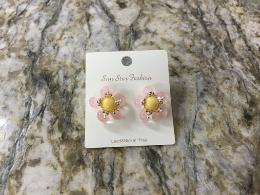 Daisy Flower Stud Earring