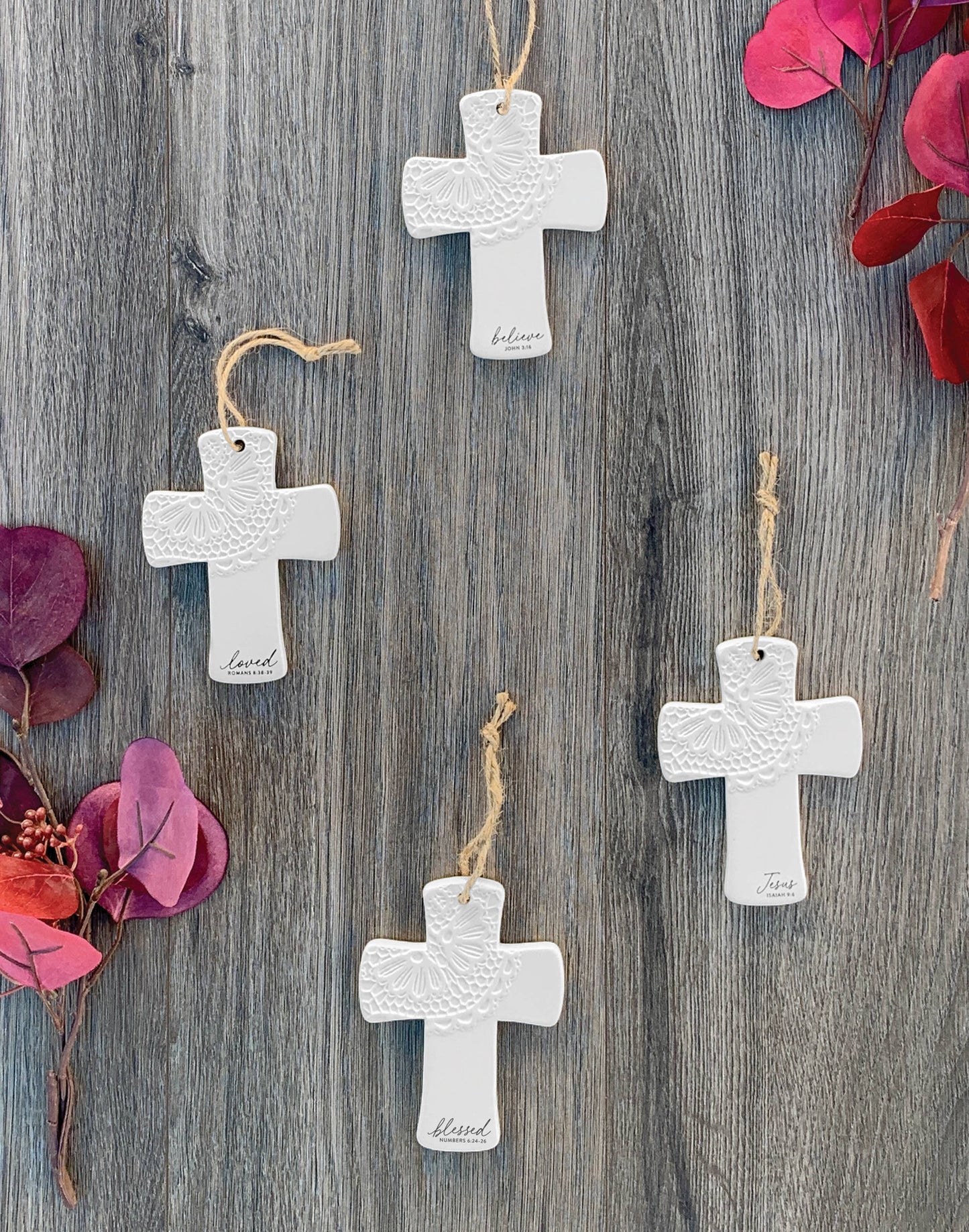 🎄 Christmas Ornament Cross Lace Believe