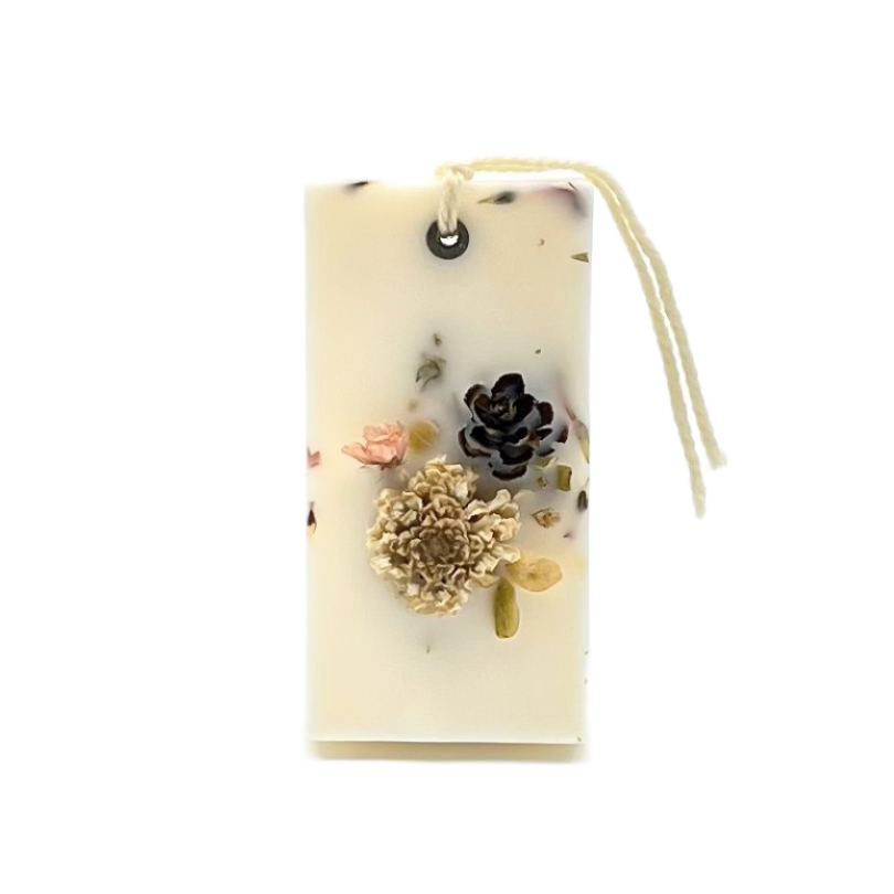 Botanical Wax Sachet featuring 1818 Farms Dried Flowers: White Ember
