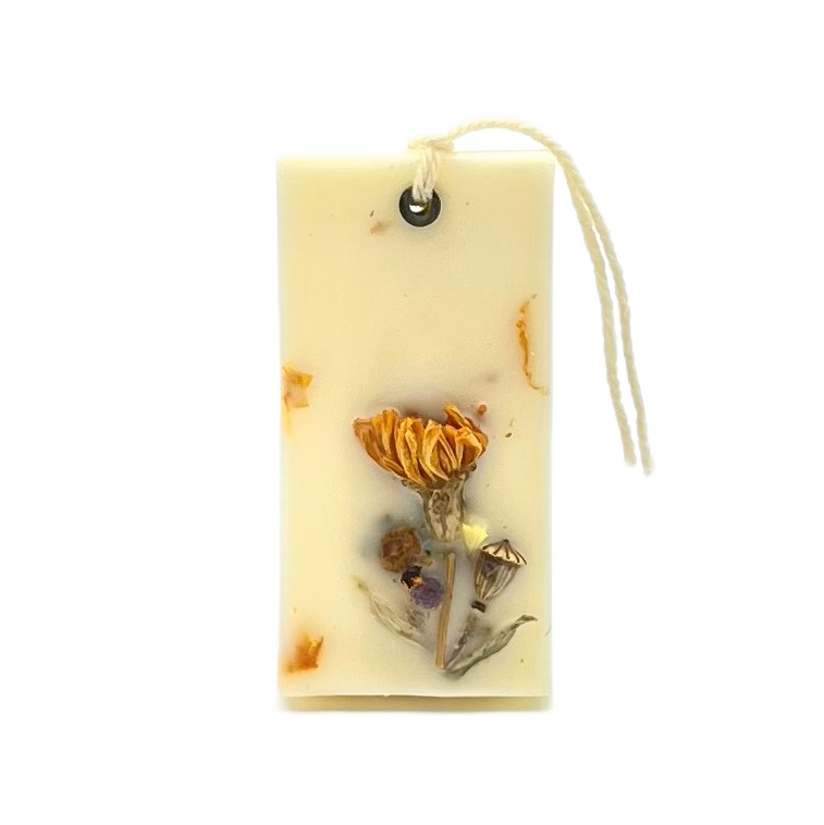 Botanical Wax Sachet featuring 1818 Farms Dried Flowers: White Ember