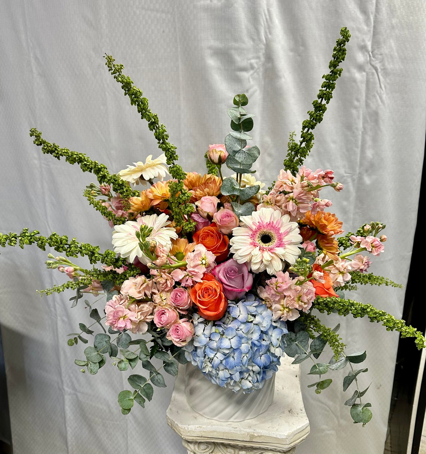 Designers Choice Vase of Flowers