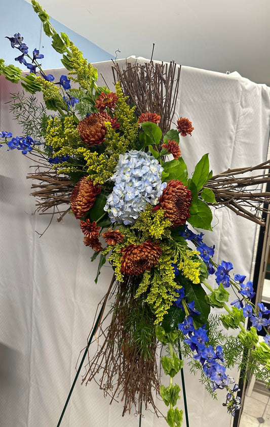 Grapevine Cross Standing Easel